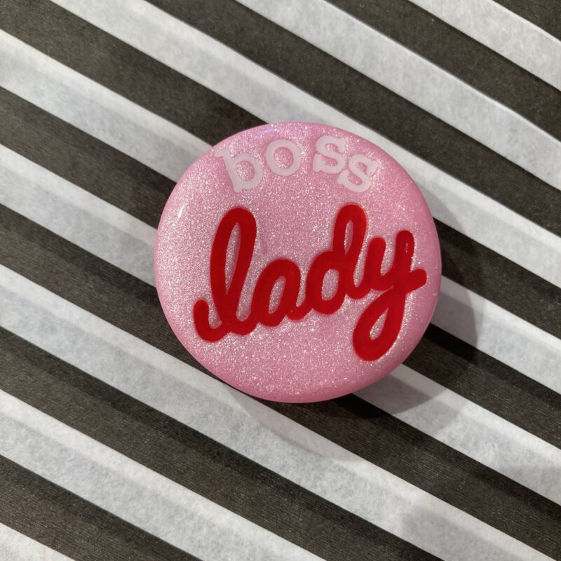 Boss lady broche
