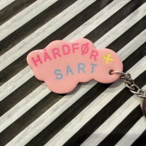 Hårdfør og sart nøglering