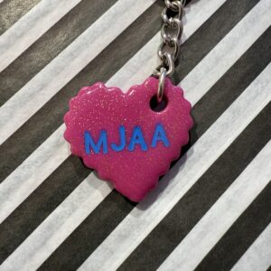 Mjaa pink hjerte nøglering