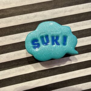 Suk min tale boble broche