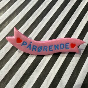 Pårørende banner broche