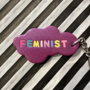 Feminist sky multicolor nøglering