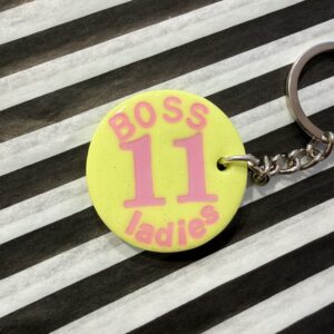 11 boss ladies nøglering